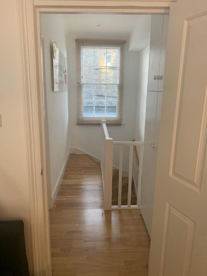 Beautiful One Bedroom Flat In The Heart Of Notting Hill Gate London Eksteriør billede